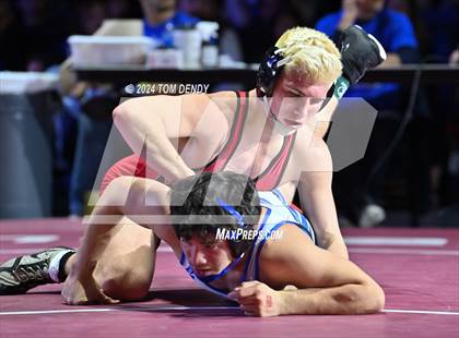 Thumbnail 1 in UIL 5A Championship Finals 150-285lb photogallery.