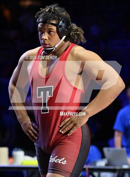 Thumbnail 2 in UIL 5A Championship Finals 150-285lb photogallery.