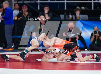 Thumbnail 3 in NYSPHSAA Wrestling Championships - Semi Finals 101 lbs - 152 lbs photogallery.