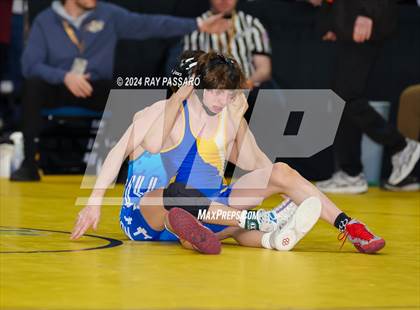 Thumbnail 3 in NYSPHSAA Wrestling Championships - Semi Finals 101 lbs - 152 lbs photogallery.