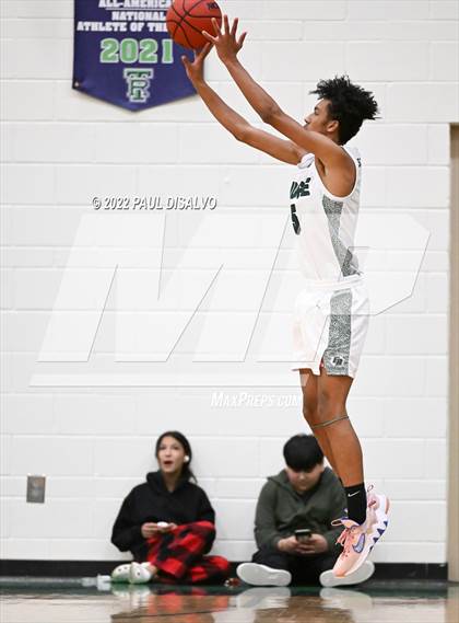 Thumbnail 2 in Valor Christian vs. Fossil Ridge (Tip-Off Classic) photogallery.