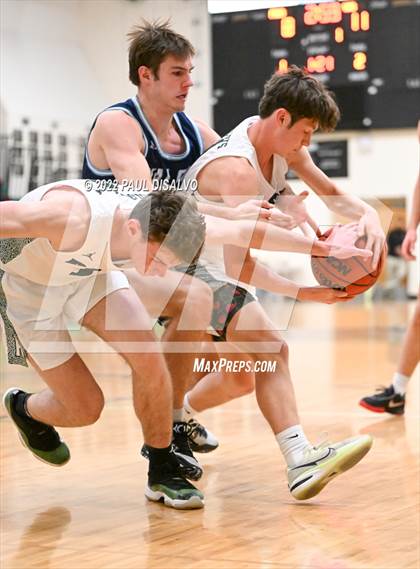Thumbnail 3 in Valor Christian vs. Fossil Ridge (Tip-Off Classic) photogallery.
