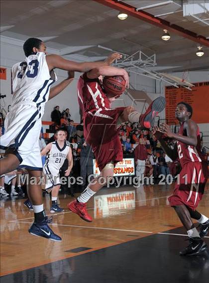 Thumbnail 1 in McClatchy vs. Elk Grove (MLK Jr. Camillia Classic) photogallery.