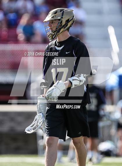 Thumbnail 2 in Islip vs. Westhill (NYSPHSAA Class C Final) photogallery.