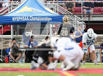 Thumbnail 2 in Islip vs. Westhill (NYSPHSAA Class C Final) photogallery.