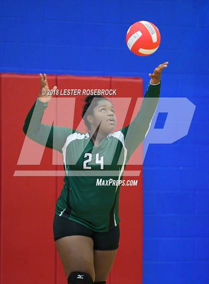 Thumbnail 1 in Luling @ Nixon-Smiley photogallery.