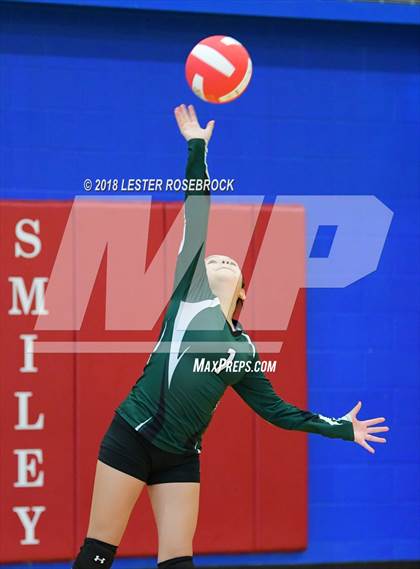 Thumbnail 2 in Luling @ Nixon-Smiley photogallery.