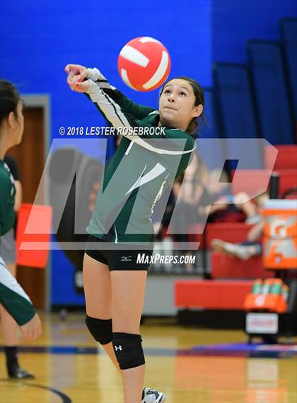 Thumbnail 1 in Luling @ Nixon-Smiley photogallery.