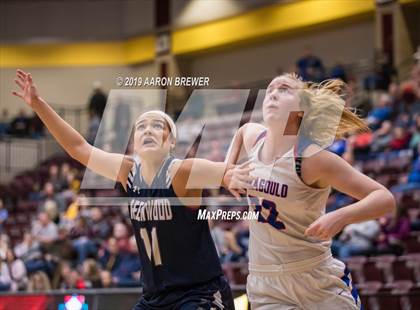 Thumbnail 3 in Paragould vs. Greenwood (AAA 5A Quarterfinal Playoff) photogallery.