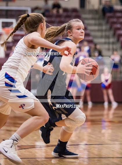 Thumbnail 1 in Paragould vs. Greenwood (AAA 5A Quarterfinal Playoff) photogallery.