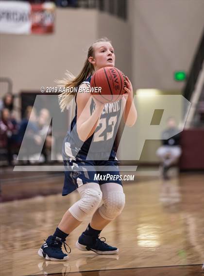 Thumbnail 1 in Paragould vs. Greenwood (AAA 5A Quarterfinal Playoff) photogallery.