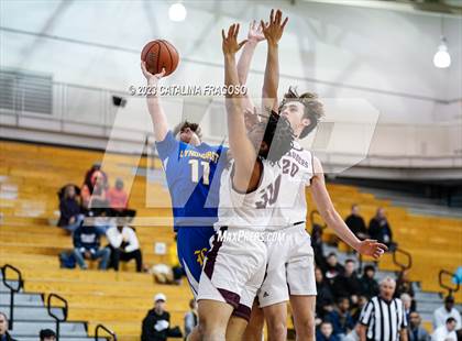 Thumbnail 2 in St. Peter's Prep vs. Lyndhurst (Metro Classic) photogallery.