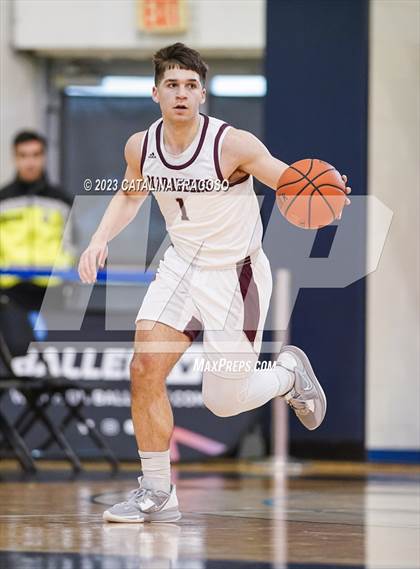 Thumbnail 3 in St. Peter's Prep vs. Lyndhurst (Metro Classic) photogallery.