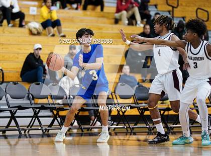 Thumbnail 2 in St. Peter's Prep vs. Lyndhurst (Metro Classic) photogallery.