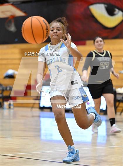 Thumbnail 3 in West vs. Burbank (916 vs. 209 Challenge) photogallery.