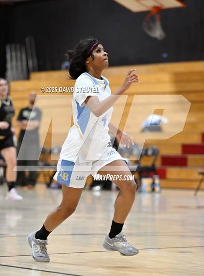 Thumbnail 2 in West vs. Burbank (916 vs. 209 Challenge) photogallery.