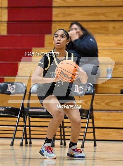 Thumbnail 3 in West vs. Burbank (916 vs. 209 Challenge) photogallery.