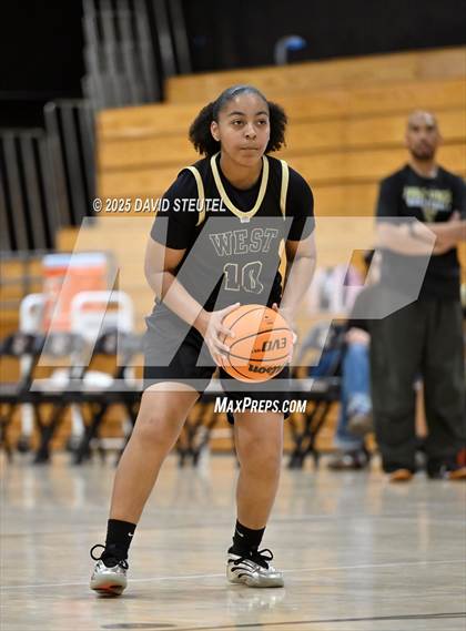 Thumbnail 1 in West vs. Burbank (916 vs. 209 Challenge) photogallery.