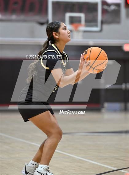 Thumbnail 1 in West vs. Burbank (916 vs. 209 Challenge) photogallery.