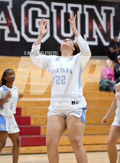 Thumbnail 1 in West vs. Burbank (916 vs. 209 Challenge) photogallery.