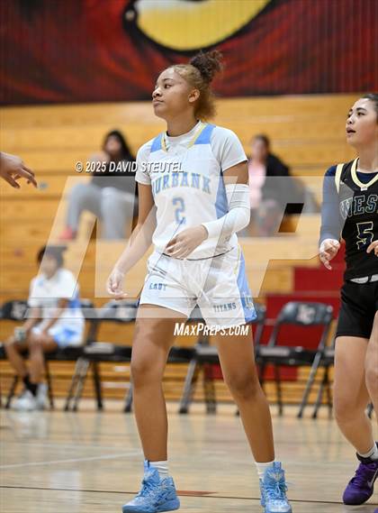 Thumbnail 2 in West vs. Burbank (916 vs. 209 Challenge) photogallery.