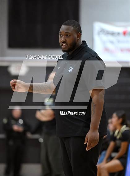 Thumbnail 2 in West vs. Burbank (916 vs. 209 Challenge) photogallery.