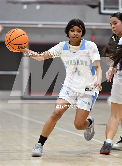 Thumbnail 1 in West vs. Burbank (916 vs. 209 Challenge) photogallery.