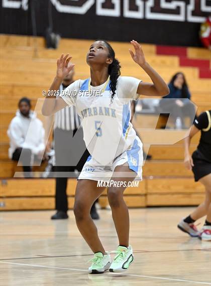 Thumbnail 3 in West vs. Burbank (916 vs. 209 Challenge) photogallery.