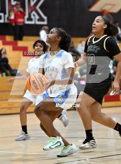 Thumbnail 2 in West vs. Burbank (916 vs. 209 Challenge) photogallery.