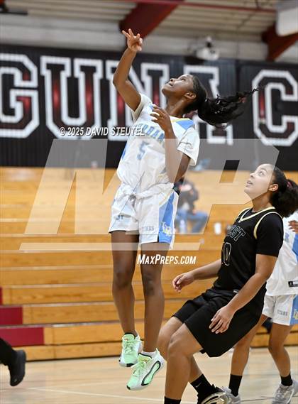 Thumbnail 1 in West vs. Burbank (916 vs. 209 Challenge) photogallery.