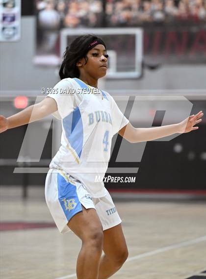 Thumbnail 3 in West vs. Burbank (916 vs. 209 Challenge) photogallery.