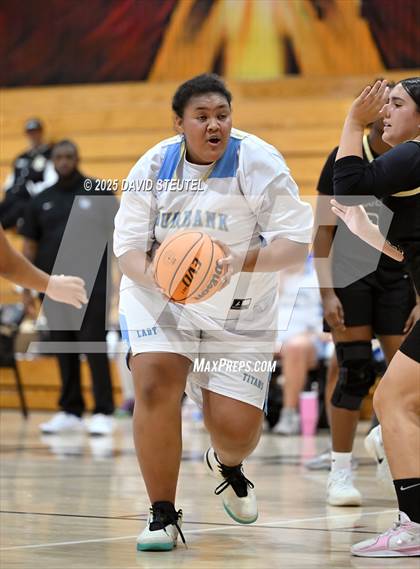 Thumbnail 1 in West vs. Burbank (916 vs. 209 Challenge) photogallery.