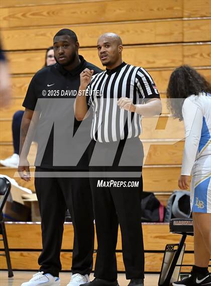 Thumbnail 2 in West vs. Burbank (916 vs. 209 Challenge) photogallery.