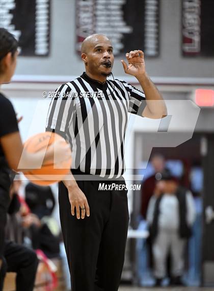 Thumbnail 3 in West vs. Burbank (916 vs. 209 Challenge) photogallery.