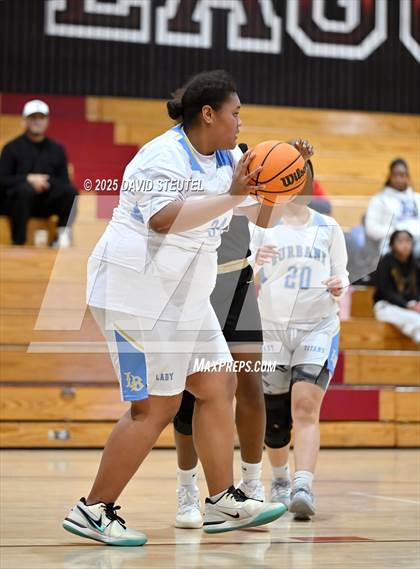 Thumbnail 3 in West vs. Burbank (916 vs. 209 Challenge) photogallery.