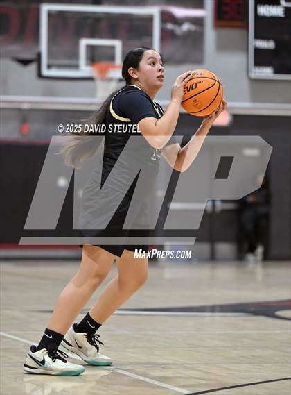 Thumbnail 1 in West vs. Burbank (916 vs. 209 Challenge) photogallery.