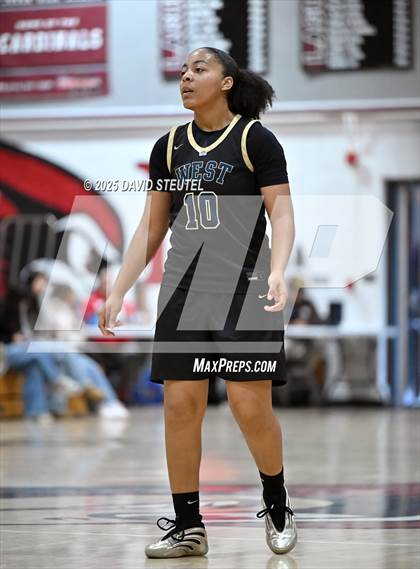 Thumbnail 1 in West vs. Burbank (916 vs. 209 Challenge) photogallery.