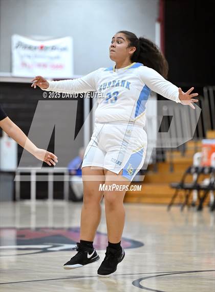 Thumbnail 2 in West vs. Burbank (916 vs. 209 Challenge) photogallery.