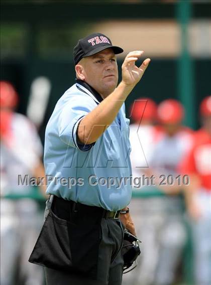 Thumbnail 1 in Mansfield Legacy vs. Birdville (Texas 4A Region I Playoffs) photogallery.