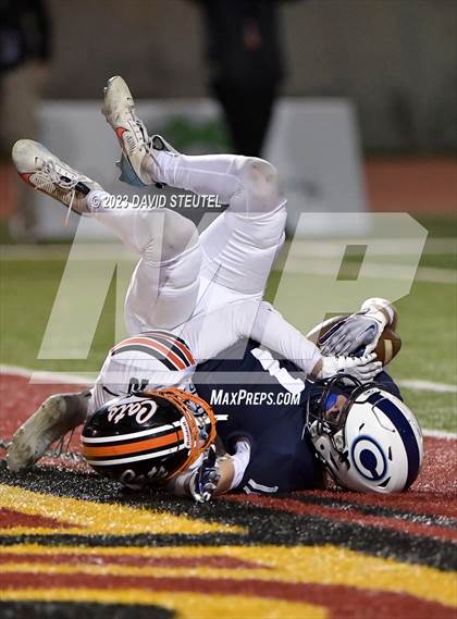Thumbnail 2 in Los Gatos vs. Central Valley Christian (CIF State D2A Final) photogallery.