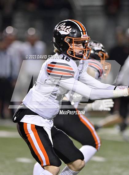 Thumbnail 2 in Los Gatos vs. Central Valley Christian (CIF State D2A Final) photogallery.