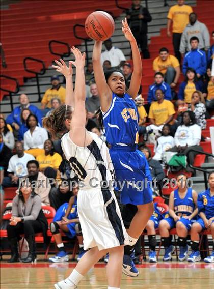 Thumbnail 3 in Hillcrest Christian vs. St. Bernard (CIF SS D6AA Final) photogallery.