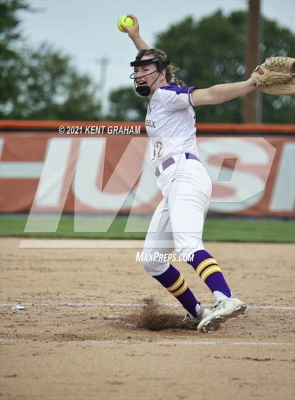 Thumbnail 2 in Guerin Catholic vs Yorktown (IHSAA Sectional Championship) photogallery.