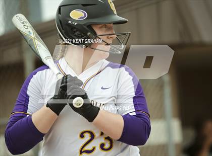 Thumbnail 2 in Guerin Catholic vs Yorktown (IHSAA Sectional Championship) photogallery.