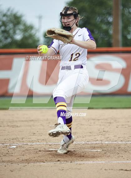 Thumbnail 1 in Guerin Catholic vs Yorktown (IHSAA Sectional Championship) photogallery.