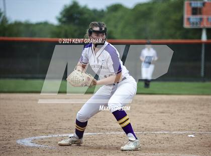 Thumbnail 1 in Guerin Catholic vs Yorktown (IHSAA Sectional Championship) photogallery.