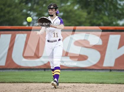 Thumbnail 1 in Guerin Catholic vs Yorktown (IHSAA Sectional Championship) photogallery.