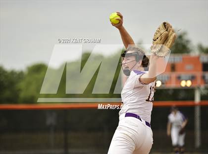 Thumbnail 2 in Guerin Catholic vs Yorktown (IHSAA Sectional Championship) photogallery.