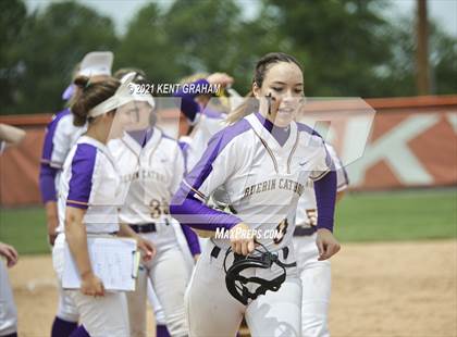 Thumbnail 2 in Guerin Catholic vs Yorktown (IHSAA Sectional Championship) photogallery.