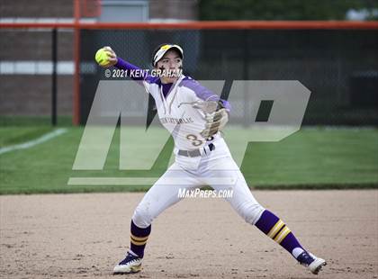 Thumbnail 3 in Guerin Catholic vs Yorktown (IHSAA Sectional Championship) photogallery.